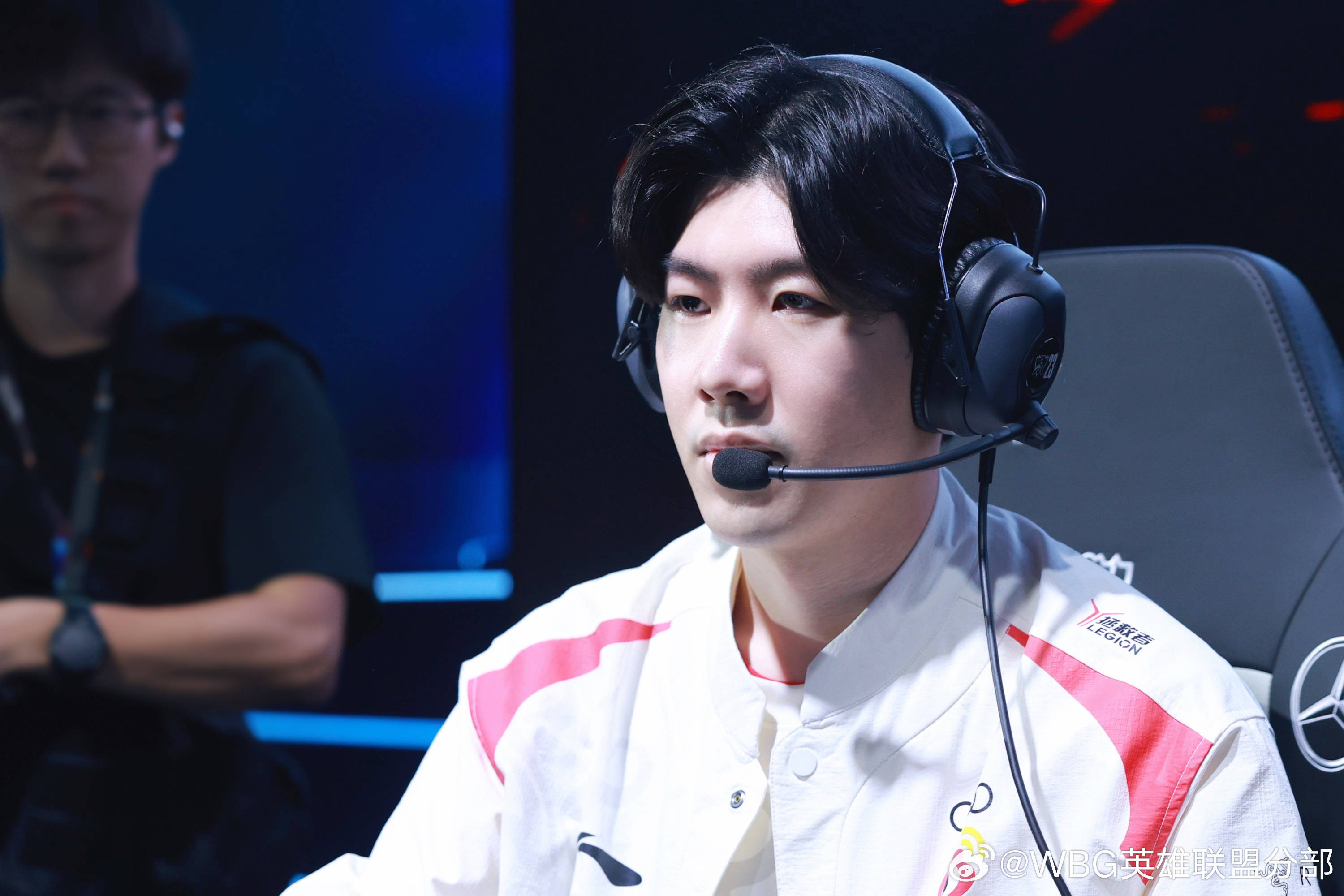 爱游戏欢迎页关于TheShy爆冷击败巴黎圣日耳曼,高光表现引爆全场!的信息