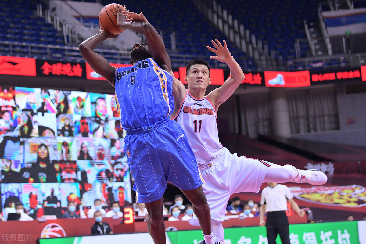 爱游戏中国关于里程碑夜瓦伦西亚远射贴柱,CBA常规赛国际比赛日刷纪录,压力陡增,团队化学反应显著的信息